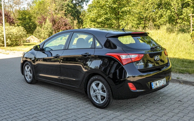 Hyundai I30 cena 29900 przebieg: 161000, rok produkcji 2012 z Wojkowice małe 67